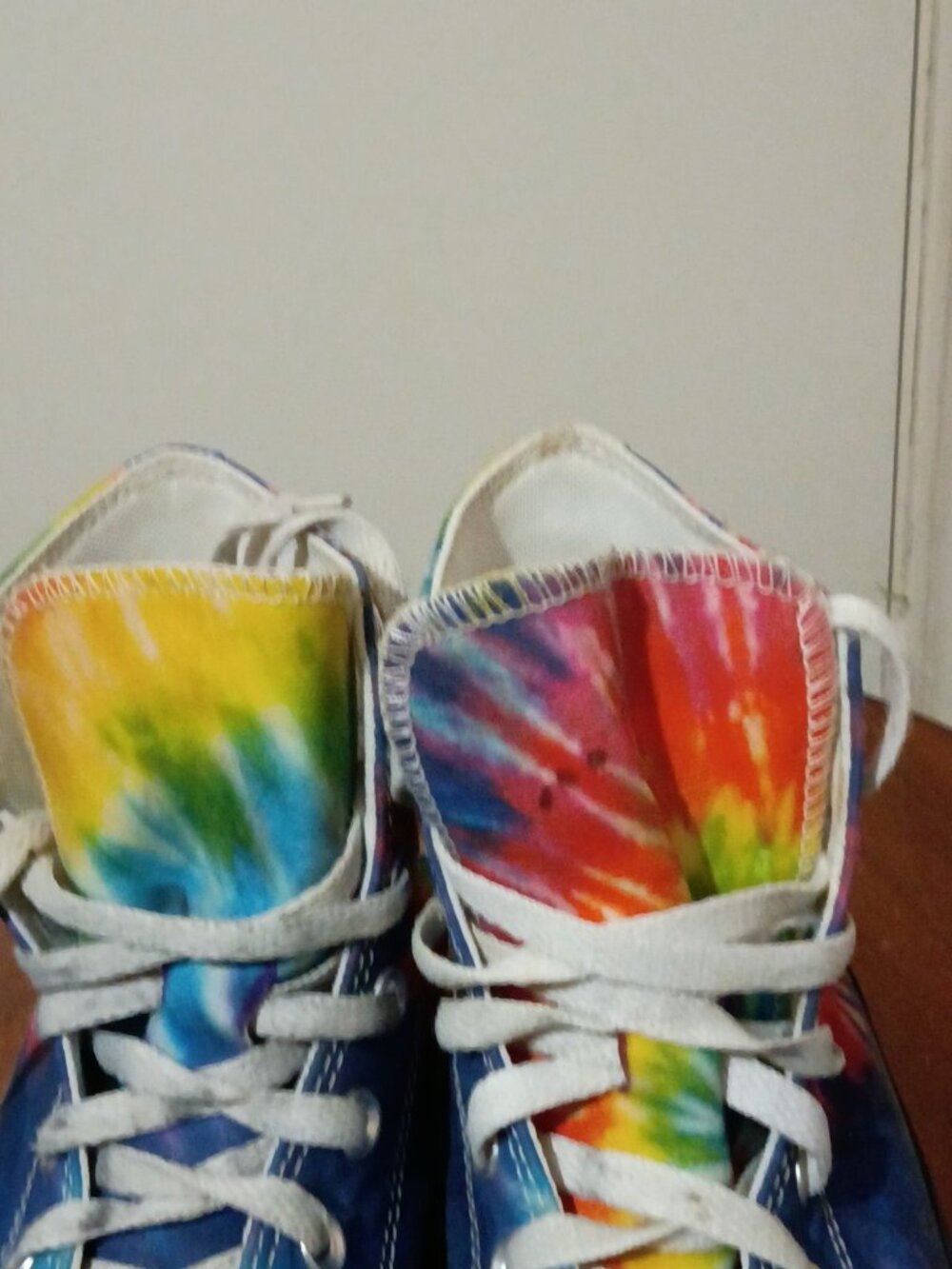 Converse Pride Chuck Taylor All-Star Tie Dye Rainbow 168996F Unisex Size M8/W10 - Picture 13 of 14